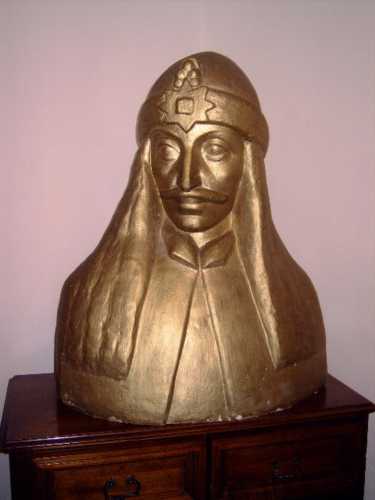 busto en Sighisoara.jpg